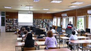 Обучение „Интернет за всички над 55+” – снимка 1 Обучение „Интернет за всички над 55+” – снимка 1