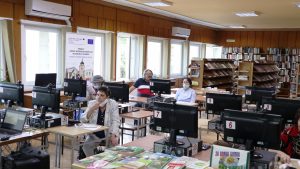 Обучение „Интернет за всички над 55+” – снимка 4 Обучение „Интернет за всички над 55+” – снимка 4