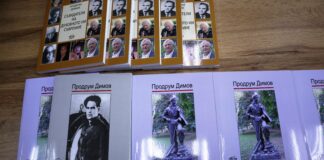 Продрум Димов гостува в библиотеката с две свои книги Продрум Димов гостува в библиотеката с две свои книги