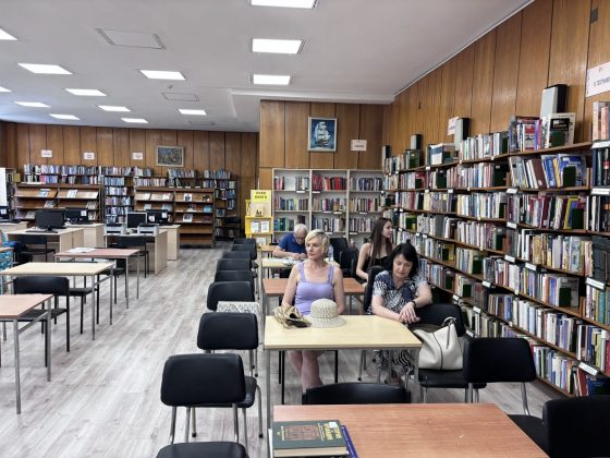 РБ “Христо Смирненски” представи Мария Андреева и книгата ѝ “Превенция на здравето” – снимка 5