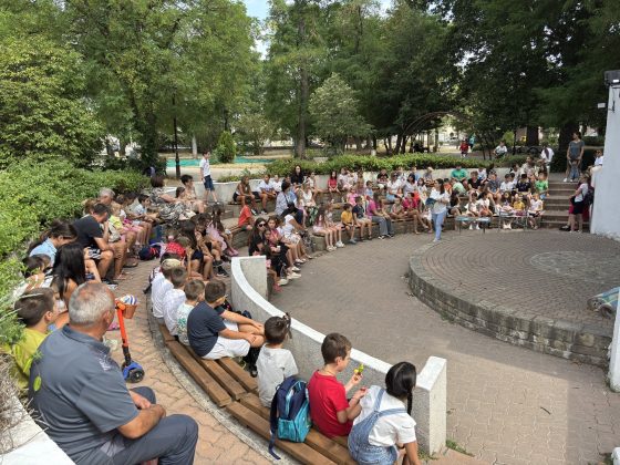 Лято в библиотеката | „Приказно четене сред природата на парк Градска градина” – снимка 4