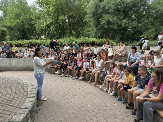 Лято в библиотеката | „Приказно четене сред природата на парк Градска градина” – снимка 6
