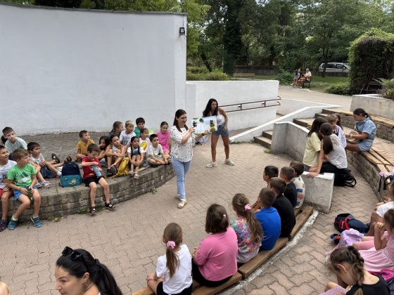 Лято в библиотеката | „Приказно четене сред природата на парк Градска градина” – снимка 11