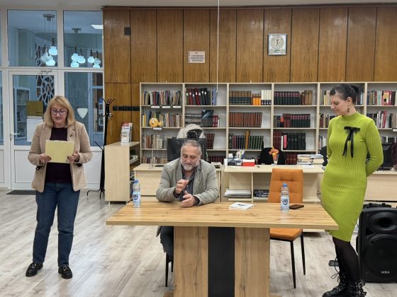 Среща разговор с Александър Секулов и представяне на книгата му "Възхвала на провинцията" – снимка 3
