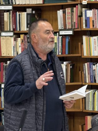 Среща разговор с Александър Секулов и представяне на книгата му "Възхвала на провинцията" – снимка 13