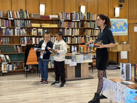 РБ"Христо Смирненски" и Издателство "Жанет 45" представиха "Чети наистина Кеплер62" – снимка 12