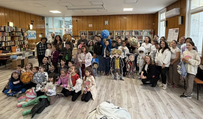 РБ"Христо Смирненски" и Издателство "Жанет 45" представиха "Чети наистина Кеплер62"