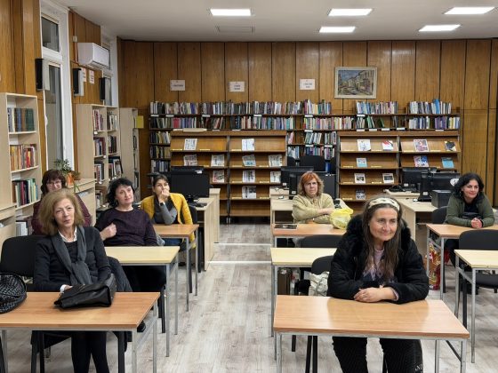 РБ"Христо Смирненски" и Костадина Костова представиха романа ѝ "Трифена" – снимка 4