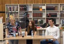 Клуб на дейците на културата и РБ“Христо Смирненски“ представиха романа „Човекът вътре в звяра“ /Втора част на „Изоставена“/ от Артимид